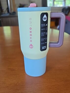 HydroJug 20 oz Traveler - Belle